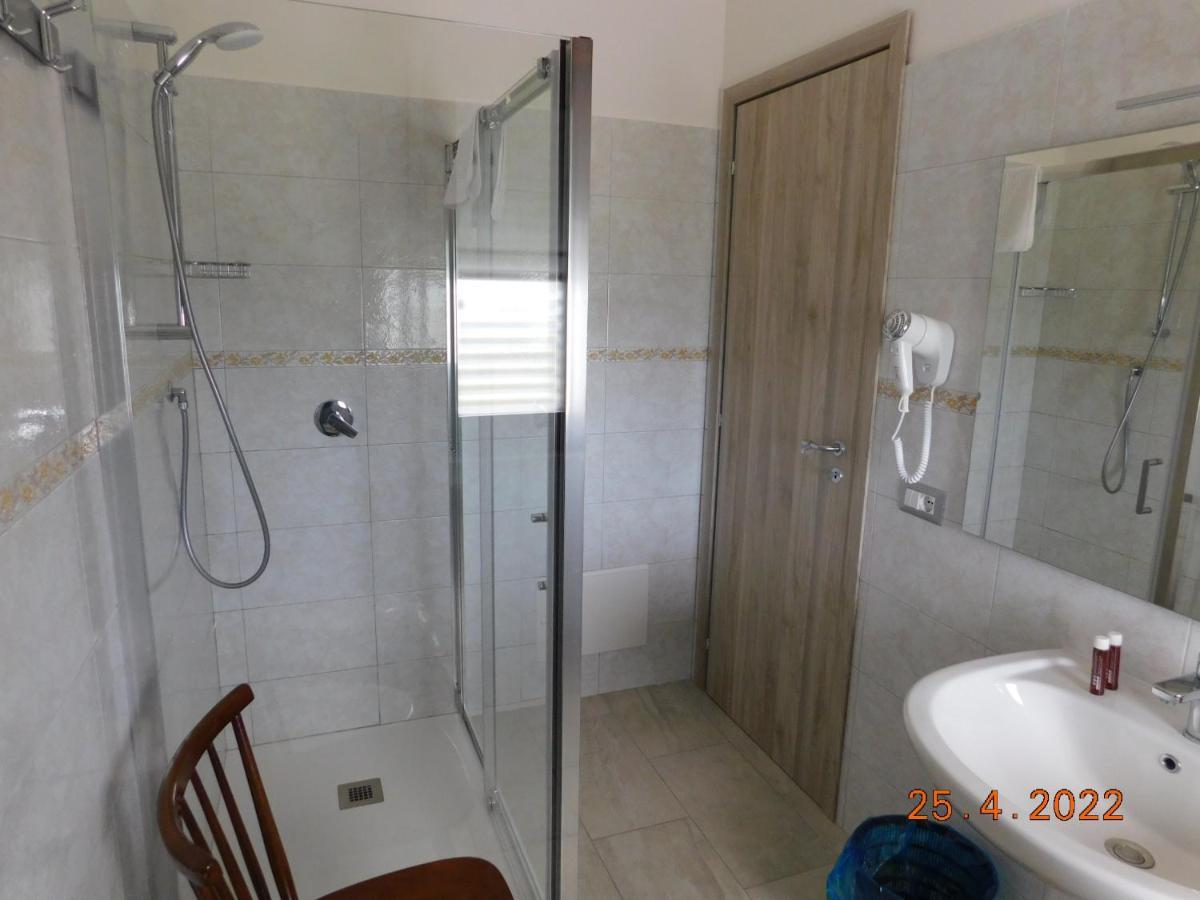 B&B Divino Càbras 外观 照片